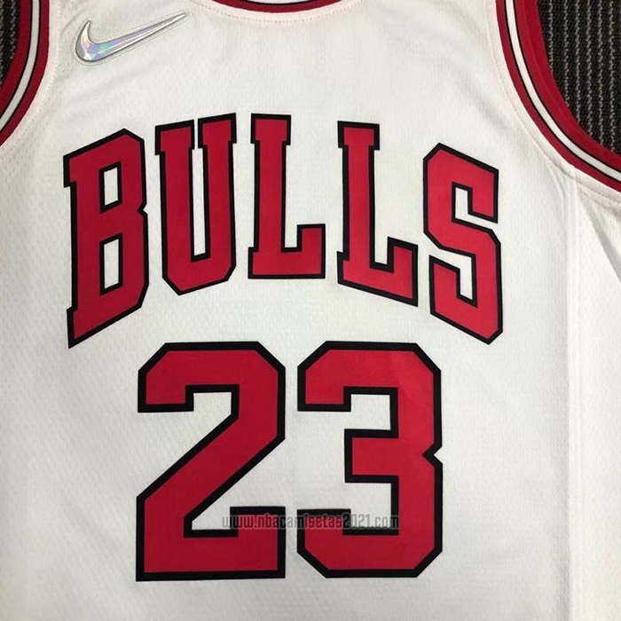 Camiseta Chicago Bulls Michael Jordan #23 Association 2021 Blanco